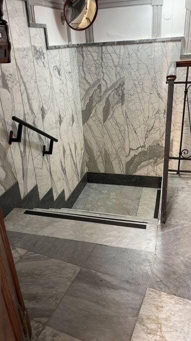 Nel Cuore Del Vomero Apartament Napels Buitenkant foto