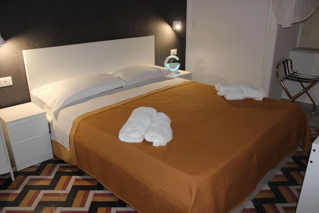 Nel Cuore Del Vomero Apartament Napels Buitenkant foto