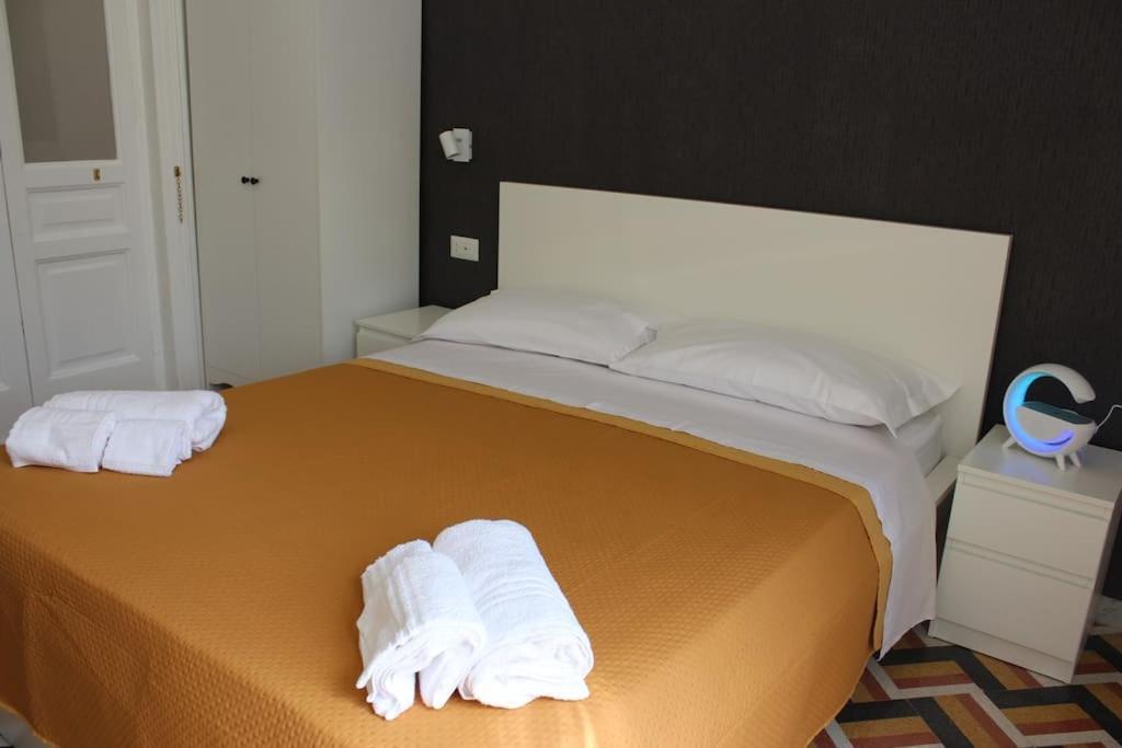 Nel Cuore Del Vomero Apartament Napels Buitenkant foto